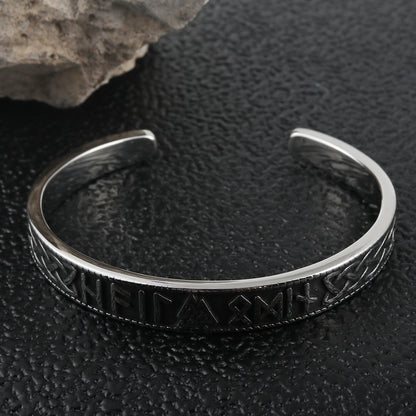 Upea Rannekoru päivittäiseen käyttöön