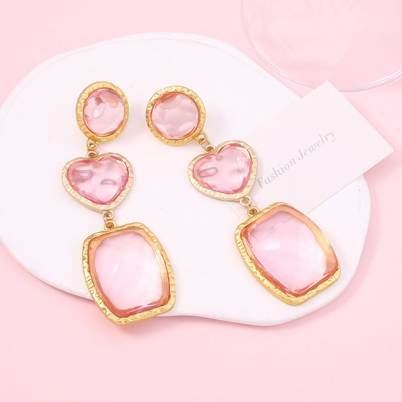 Hurmaava Korvarengas jokaiseen tilaisuuteen