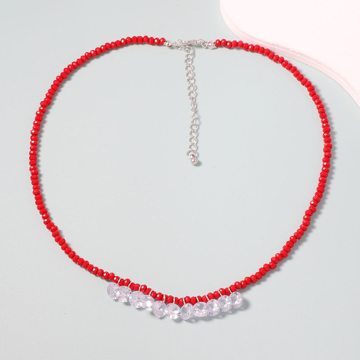 Elegantti Kaulakoru jokaiseen tilaisuuteen