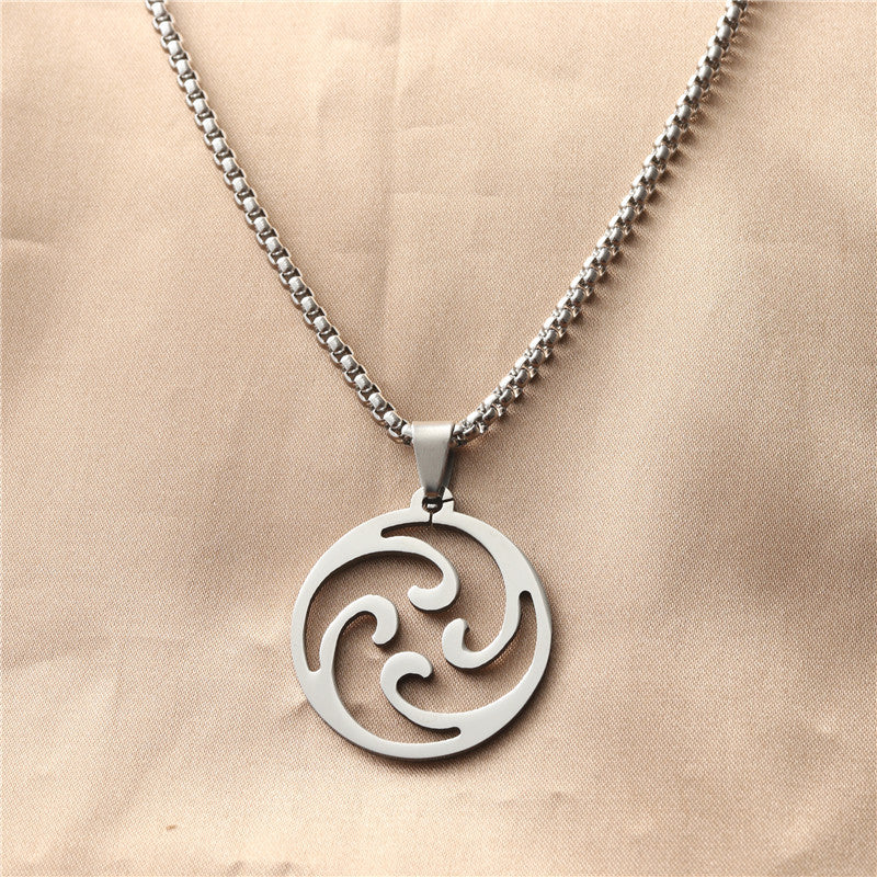 Herkkä käsityö Riipus