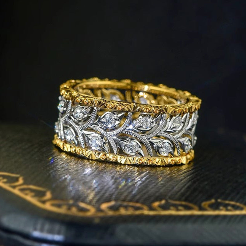 Kaunis Sormus ainutlaatuisella tyylillä