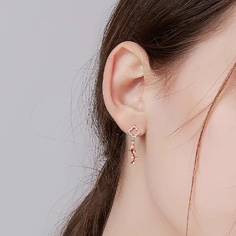 Hurmaava Korvarengas jokaiseen tilaisuuteen