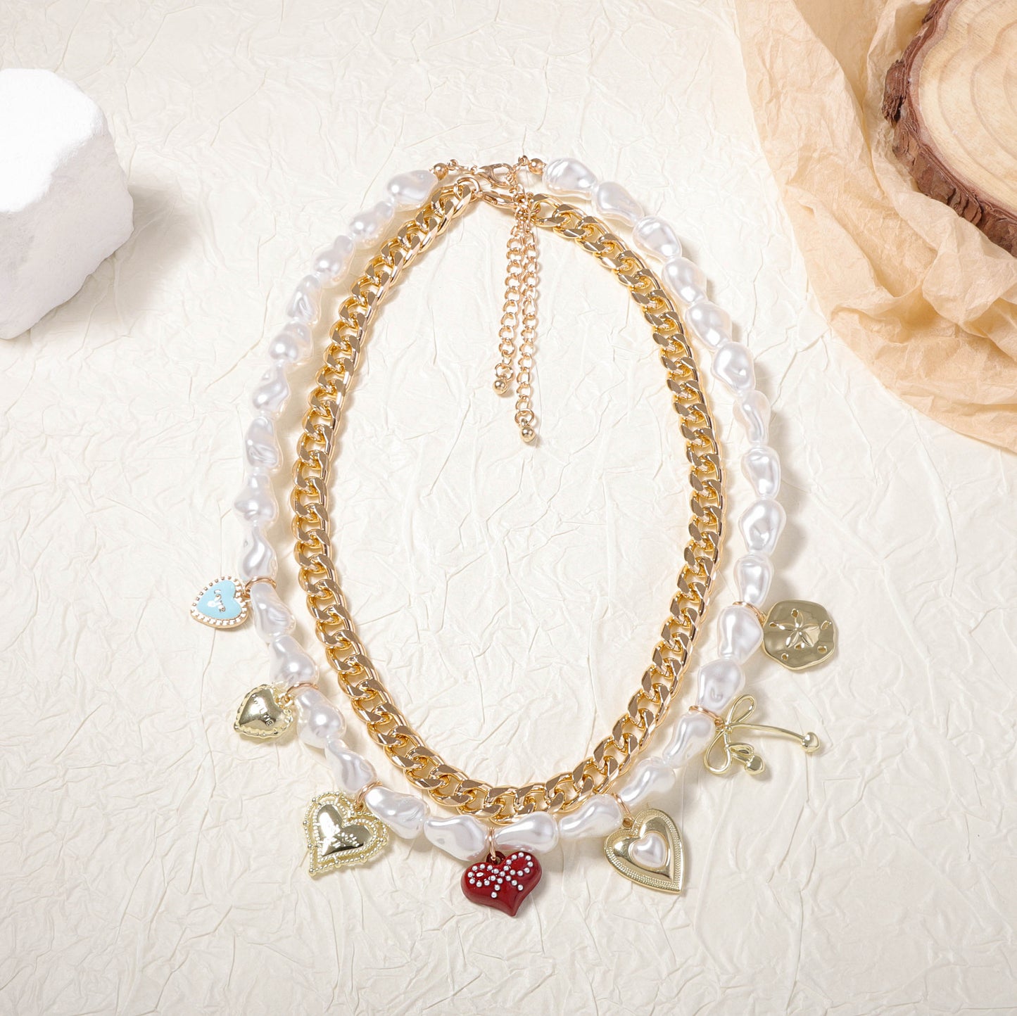 Romanttinen Helmi Kaulakoru erityisiin hetkiin