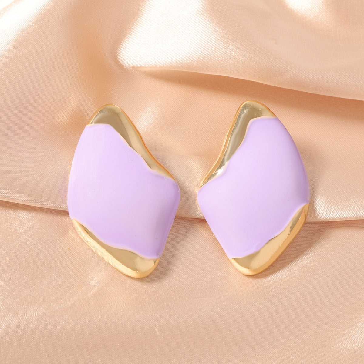 Hurmaava Koru jokaiseen tilaisuuteen