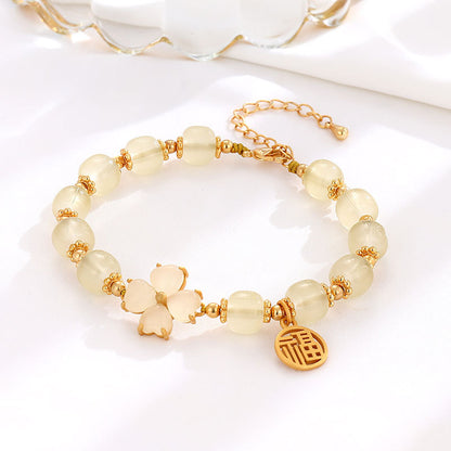 Klassinen Hopea Rannekoru ajattomalla viehätyksellä