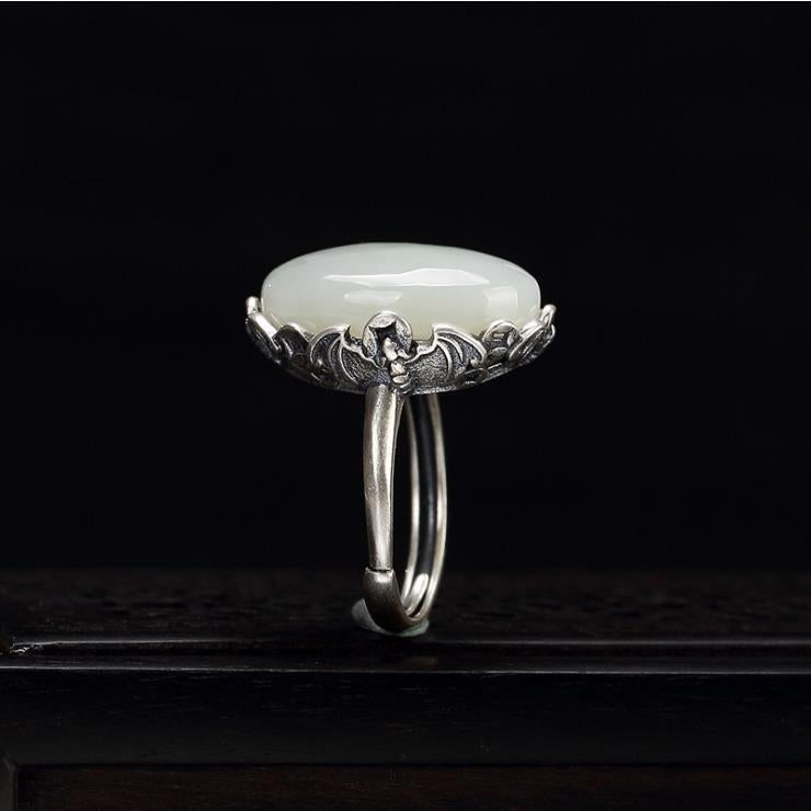 Upea Hopea Sormus päivittäiseen käyttöön