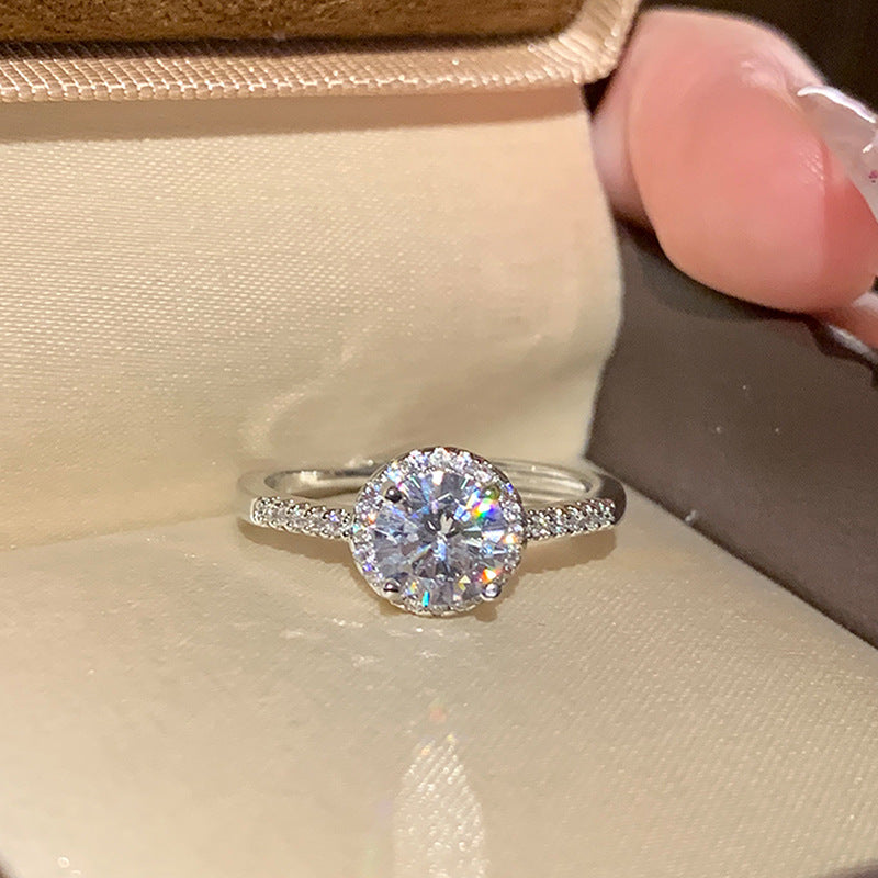 Herkkä käsityö Koru