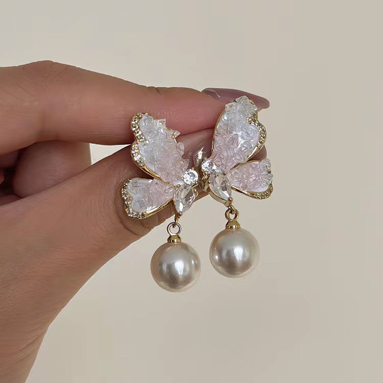 Elegantti Korvarengas jokaiseen tilaisuuteen