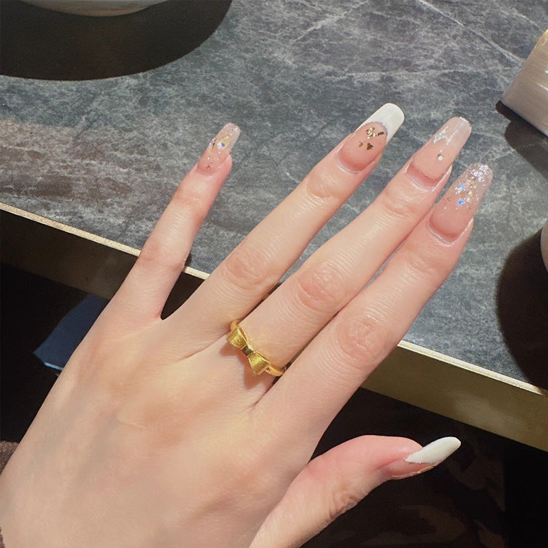 Romanttinen Sormus erityisiin hetkiin