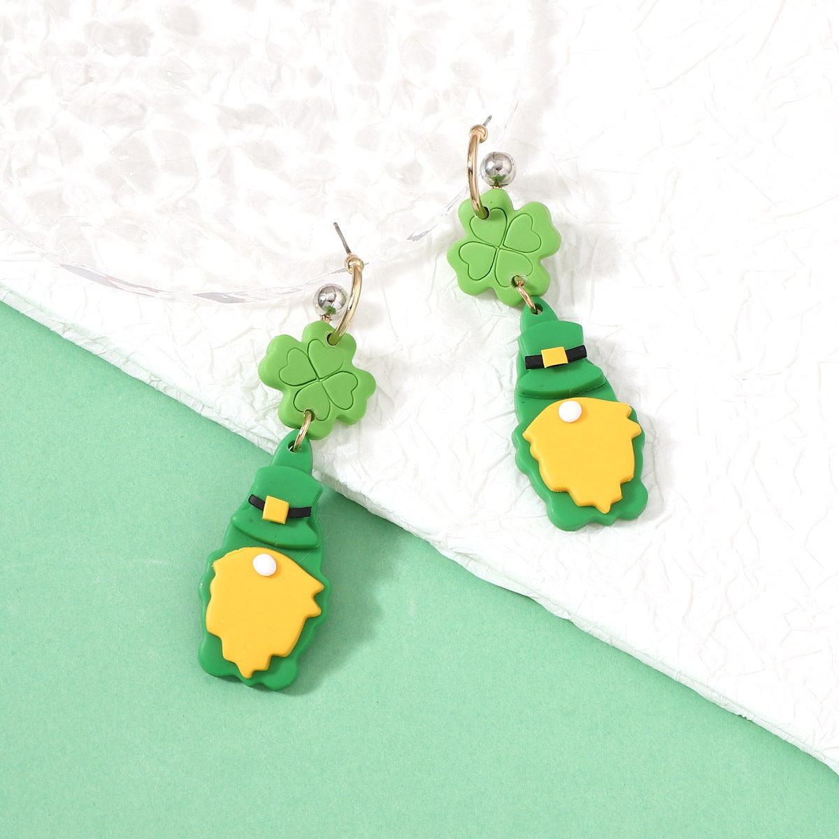 Klassinen Korvarengas ajattomalla viehätyksellä