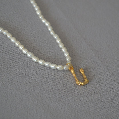 Hurmaava Helmi Kaulakoru jokaiseen tilaisuuteen