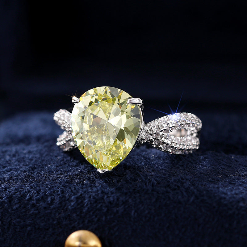 Upea Sormus päivittäiseen käyttöön