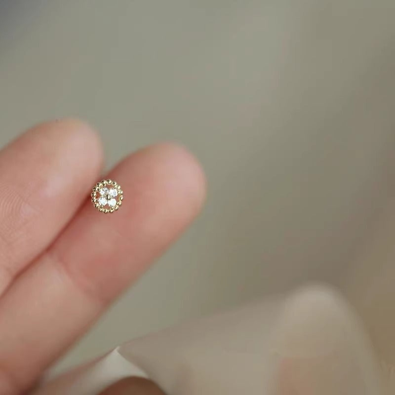 Elegantti Korvarengas jokaiseen tilaisuuteen