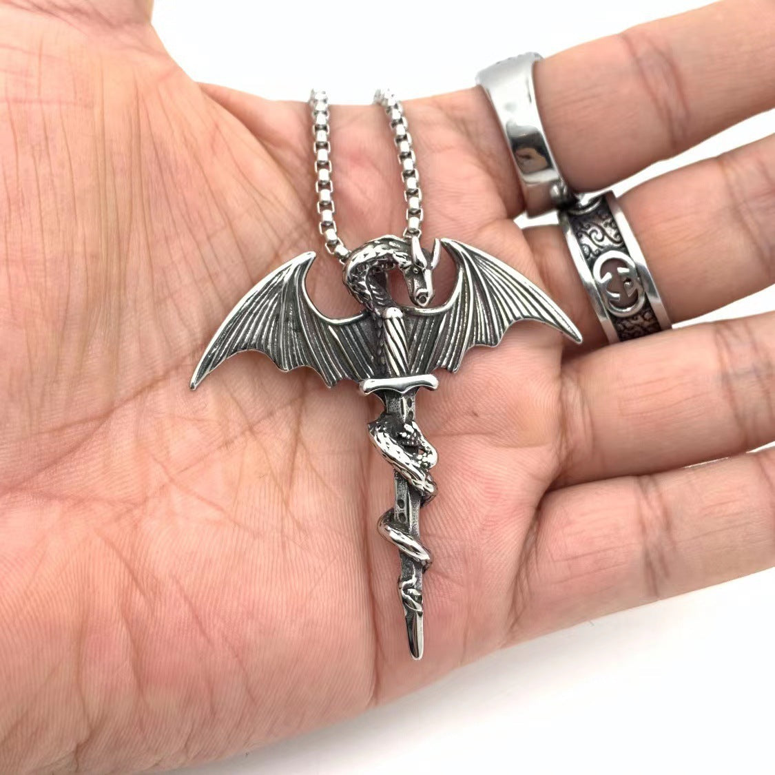 Käsintehty vintage Riipus