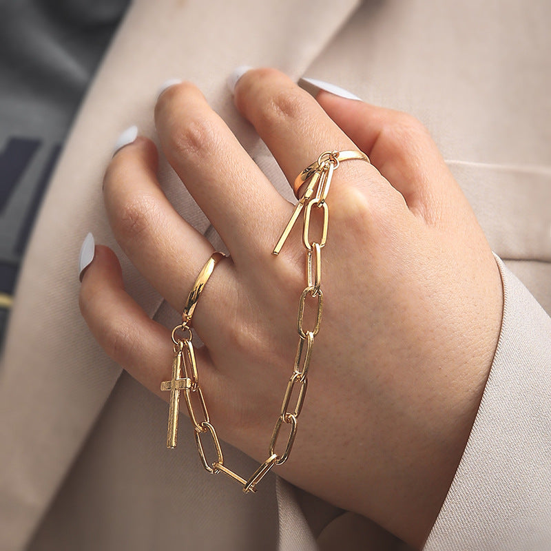 Kaunis Ketju ainutlaatuisella tyylillä