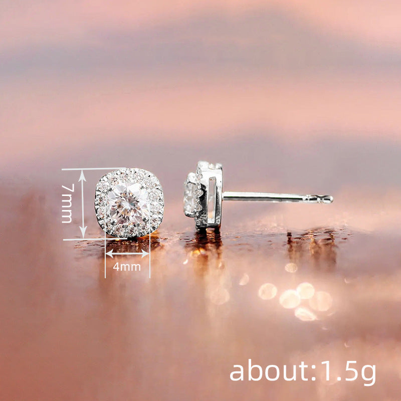 Hurmaava Korvarengas jokaiseen tilaisuuteen