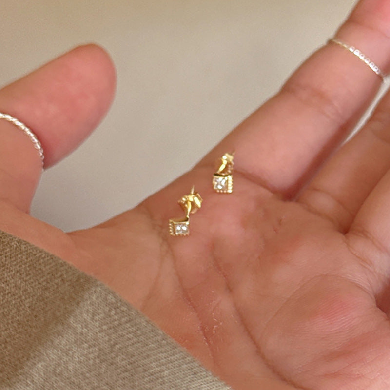 Elegantti Koru jokaiseen tilaisuuteen