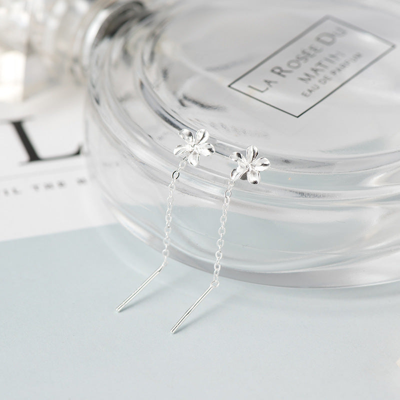 Elegantti Korvarengas jokaiseen tilaisuuteen