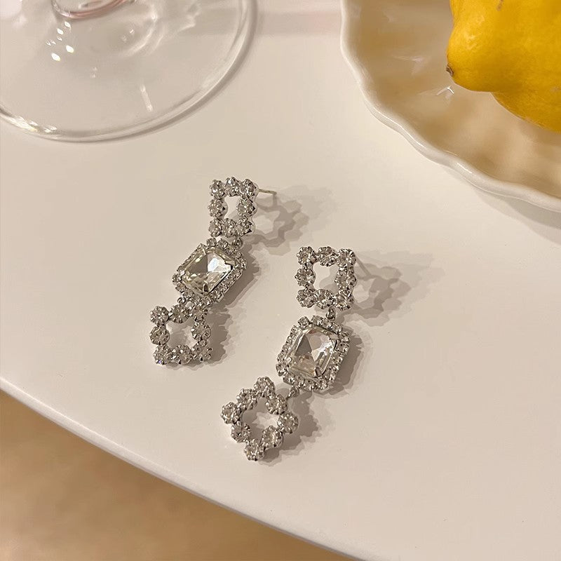 Käsintehty vintage Korvarengas