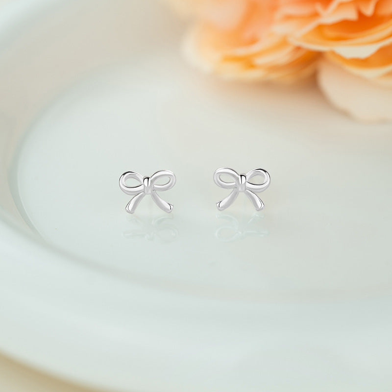 Kaunis Korvarengas ainutlaatuisella tyylillä