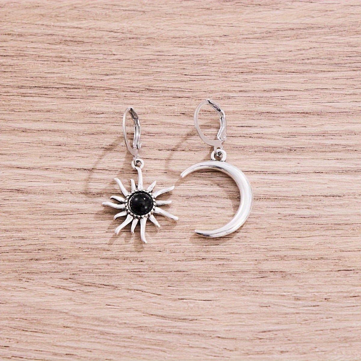 Kaunis Korvarengas ainutlaatuisella tyylillä