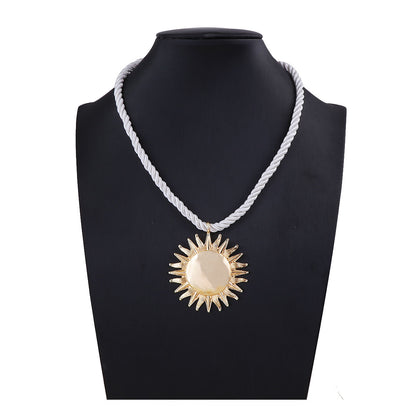 Upea Kaulakoru päivittäiseen käyttöön