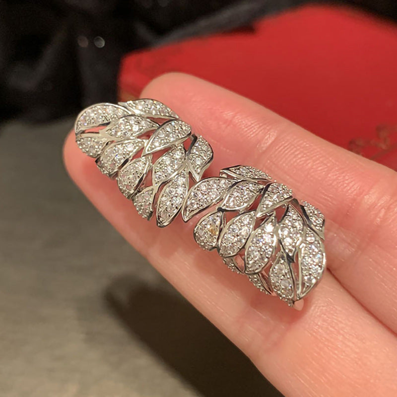 Käsintehty vintage Korvarengas