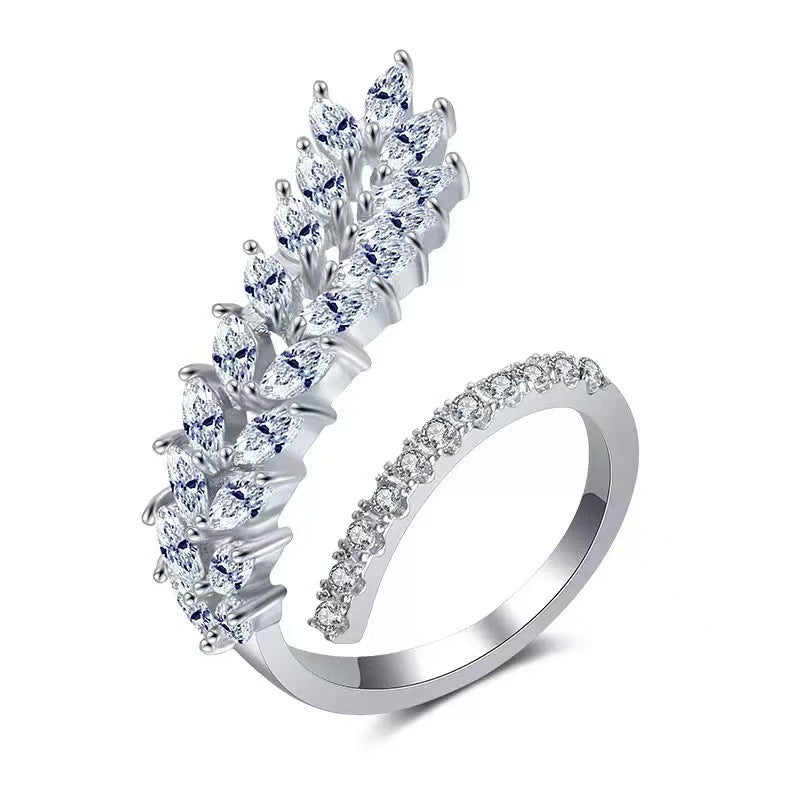 Elegantti Sormus jokaiseen tilaisuuteen