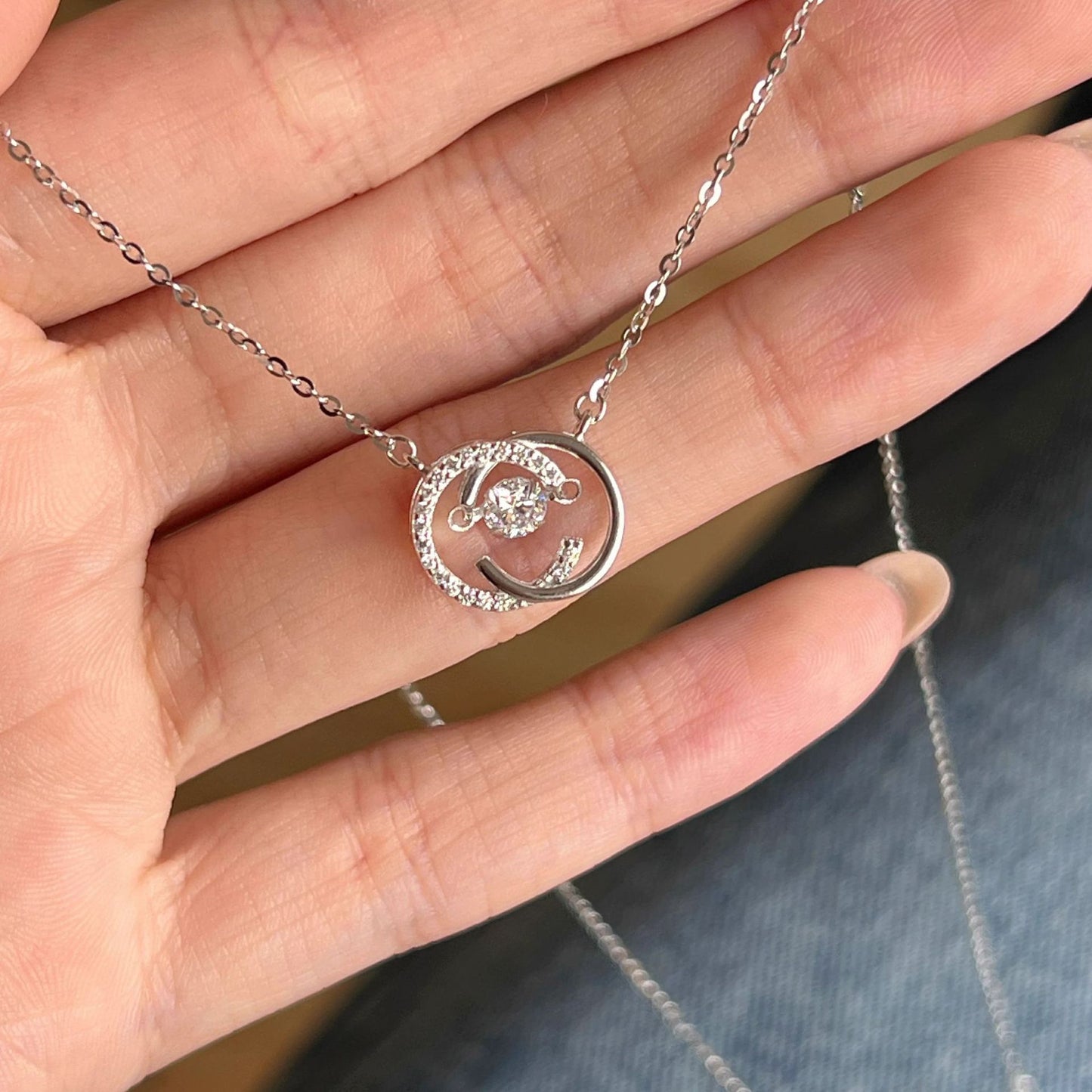 Romanttinen Kaulakoru erityisiin hetkiin