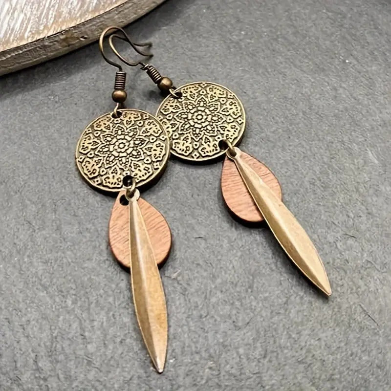 Käsintehty vintage Korvarengas