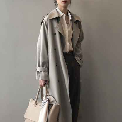 Effortlessly Elegant Coat with a Timeless Design
