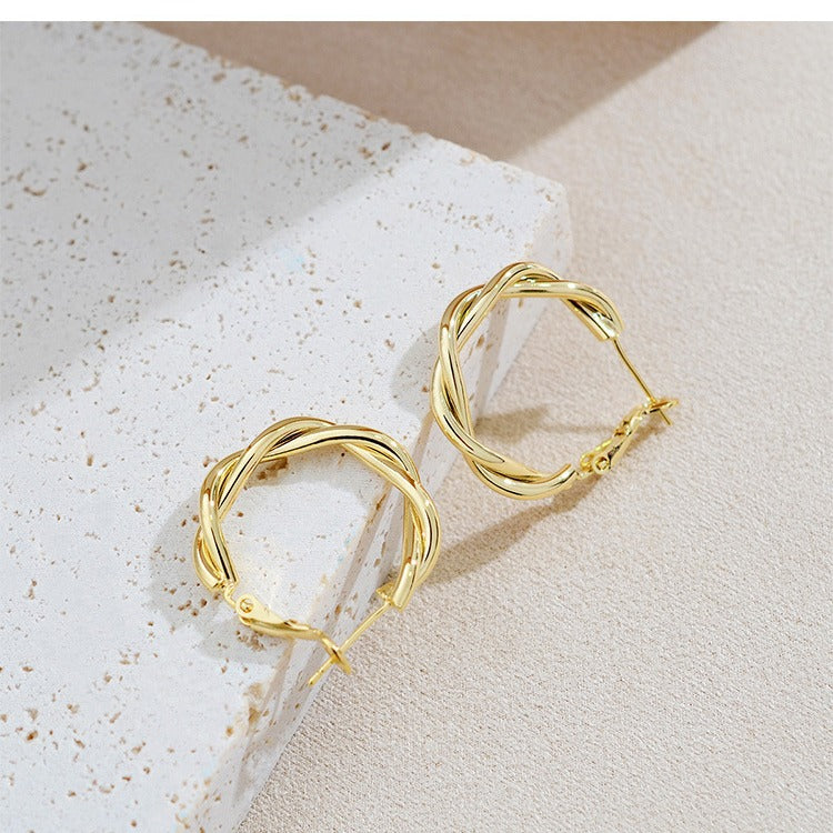 Herkkä käsityö Korvarengas