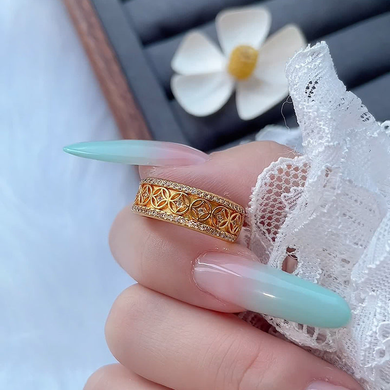 Elegantti Kulta Sormus jokaiseen tilaisuuteen