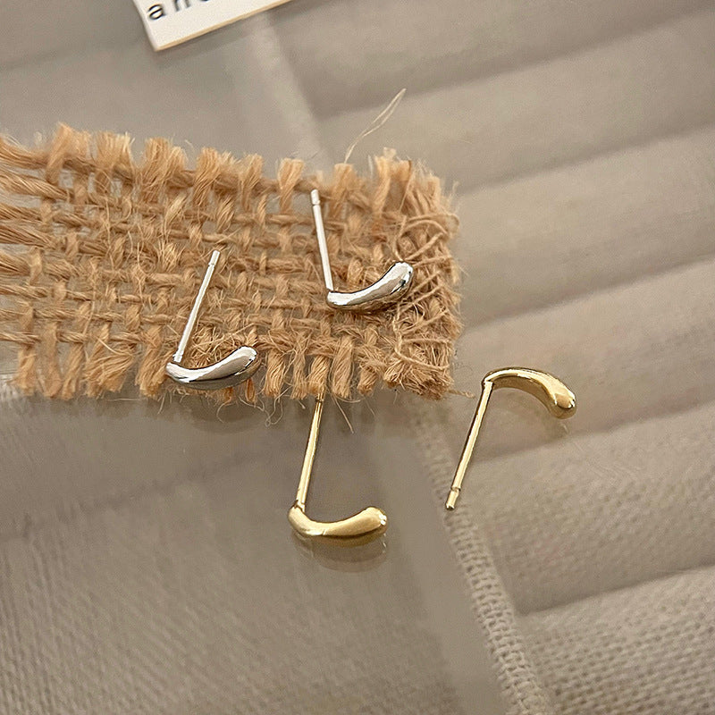 Klassinen Korvarengas ajattomalla viehätyksellä