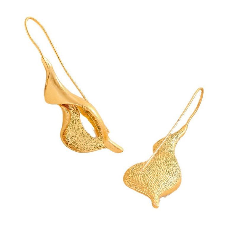 Hurmaava Helmi Korvarengas jokaiseen tilaisuuteen