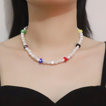 Romanttinen Helmi Kaulakoru erityisiin hetkiin