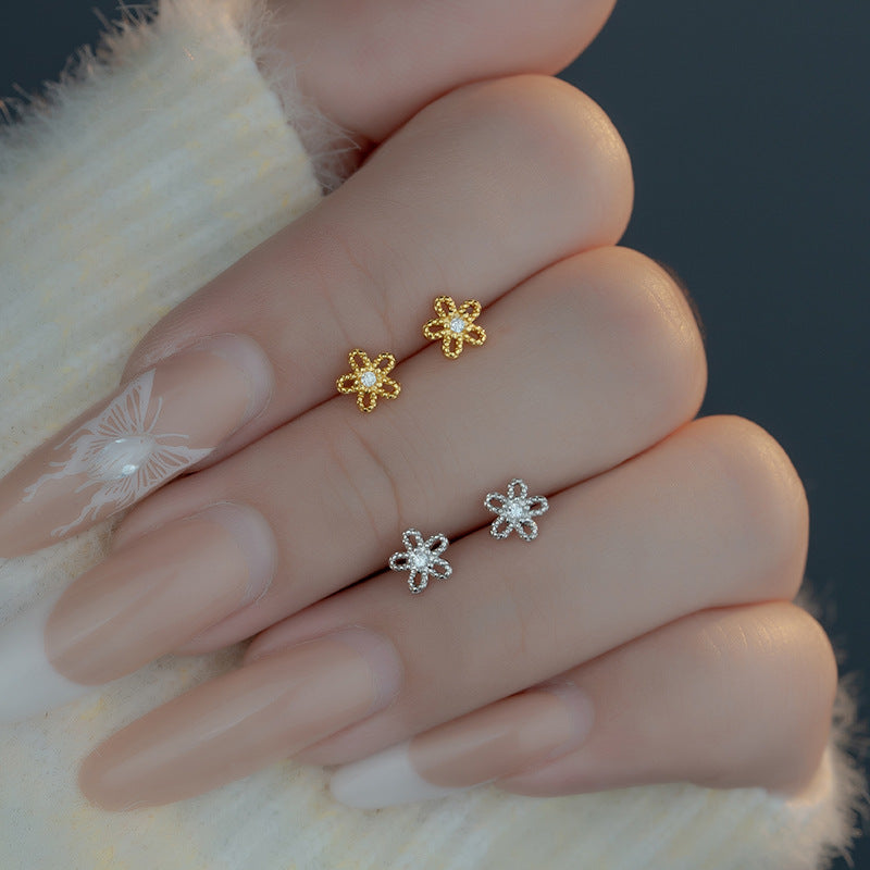 Käsintehty vintage Korvarengas