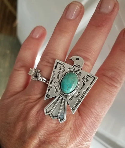 Elegantti Sormus jokaiseen tilaisuuteen