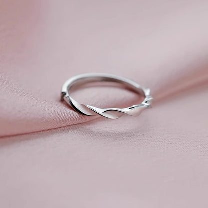 Romanttinen Sormus erityisiin hetkiin