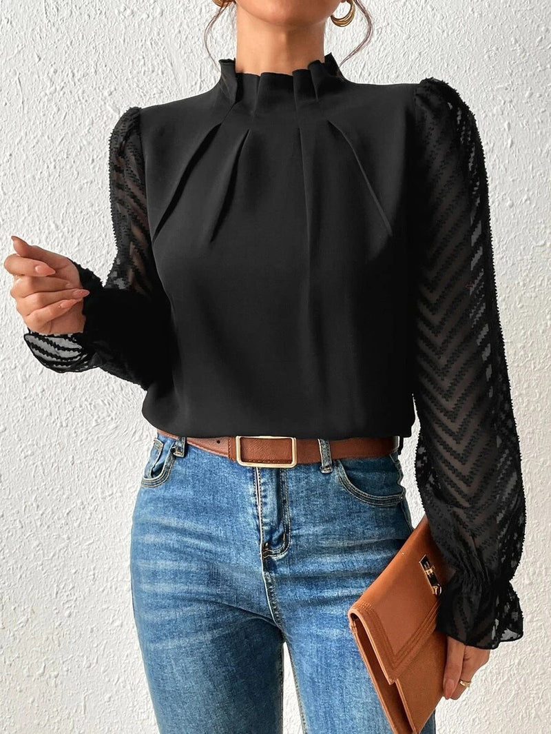 Beautifully Finished Top in a Timeless Design