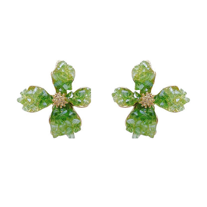 Hurmaava Korvarengas jokaiseen tilaisuuteen