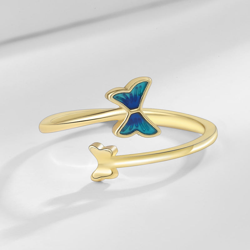 Kaunis Sormus ainutlaatuisella tyylillä