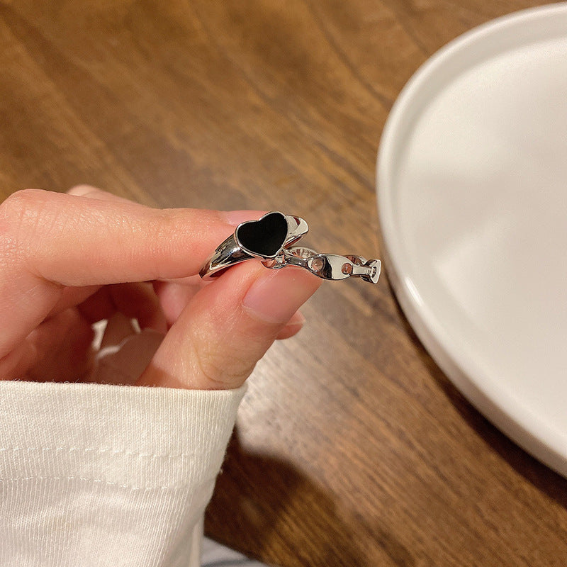 Kaunis Sormus ainutlaatuisella tyylillä