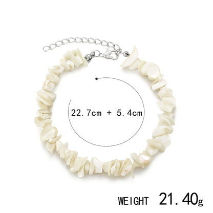 Klassinen Kaulakoru ajattomalla viehätyksellä