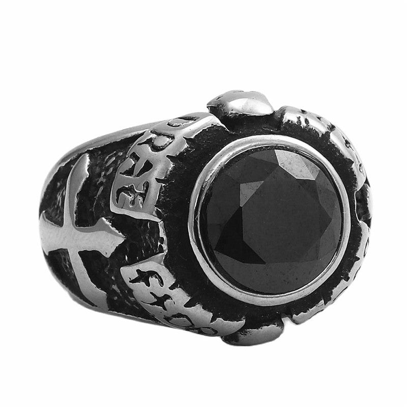 Kaunis Sormus ainutlaatuisella tyylillä