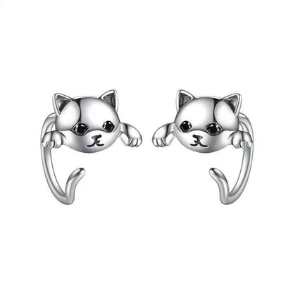 Klassinen Sormus ajattomalla viehätyksellä