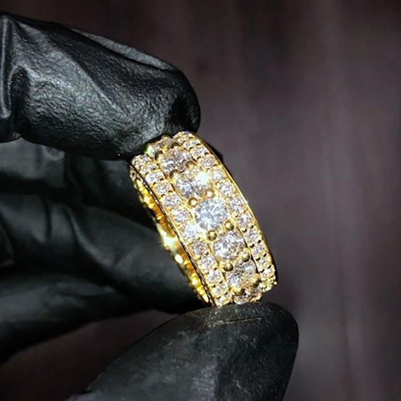 Upea Sormus päivittäiseen käyttöön