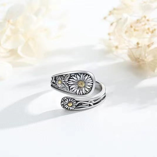 Hurmaava Sormus jokaiseen tilaisuuteen