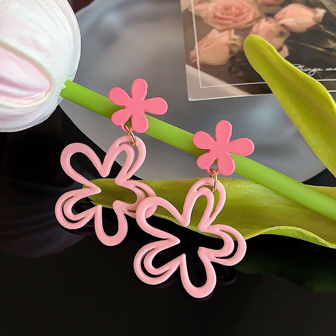 Hurmaava Korvarengas jokaiseen tilaisuuteen