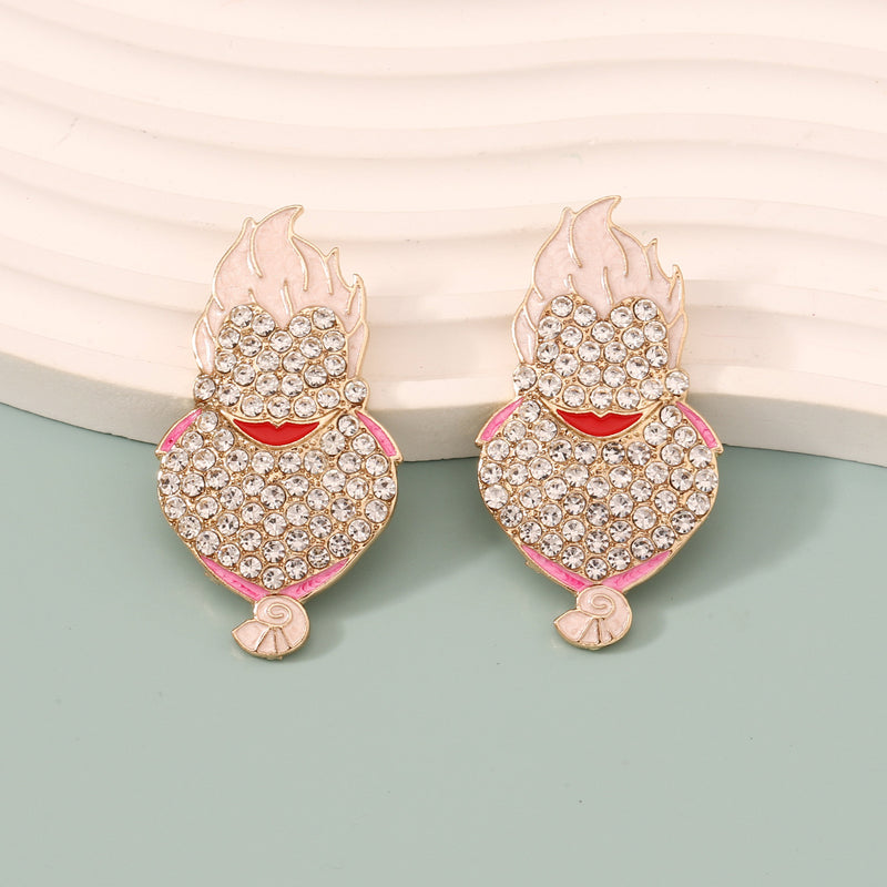 Kaunis Korvarengas ainutlaatuisella tyylillä